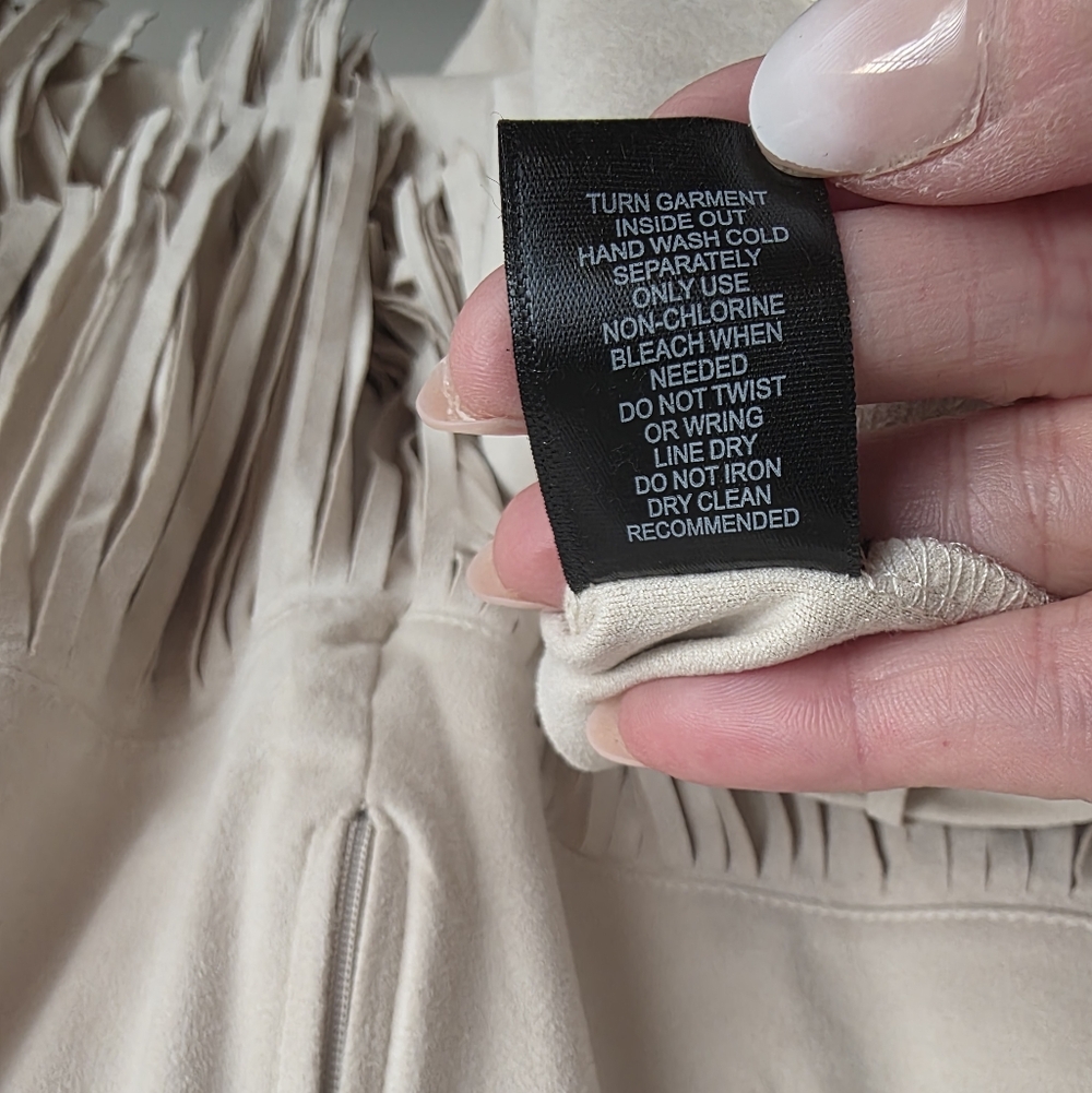 NWOT Trixxi Cream Faux Suede Tiered Fringe Mini Dress - Boho - Picture 10 of 12